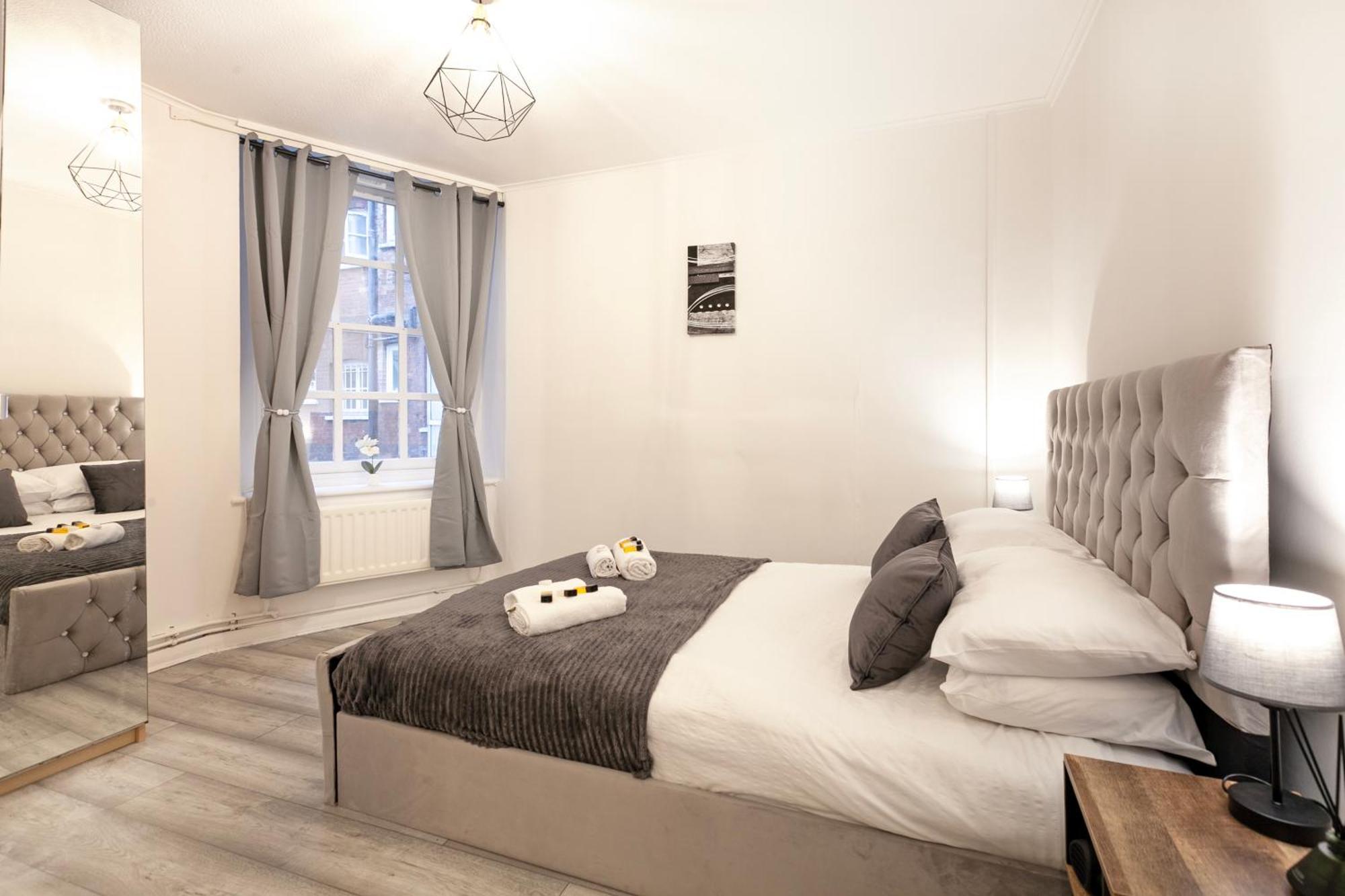 Beautiful One Bedroom Flat In Scott Ellis Gardens London Exterior photo